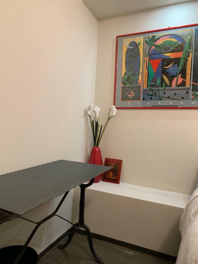 Fra Storia E Modernita Apartment